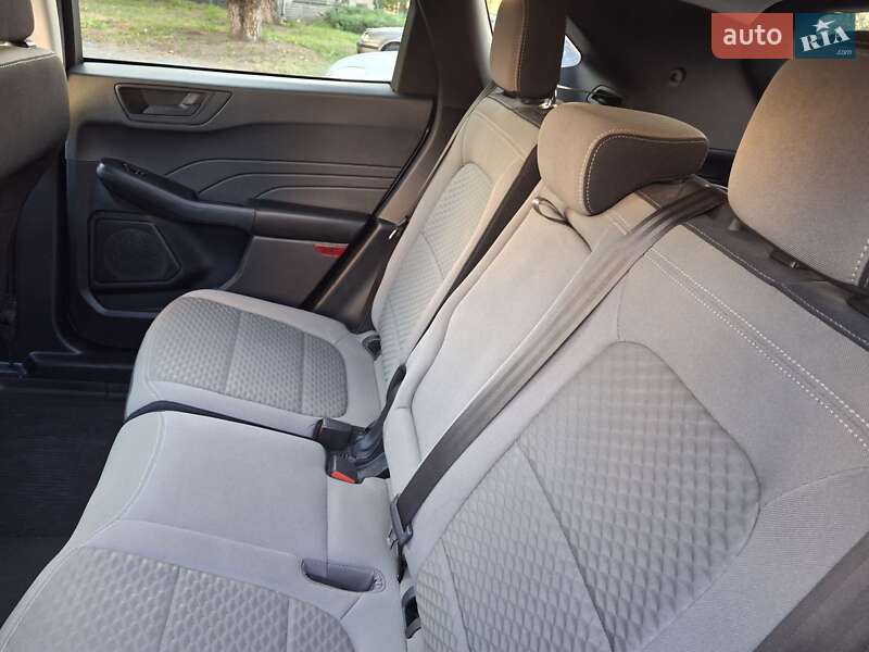 Внедорожник / Кроссовер Ford Escape 2022 в Изяславе