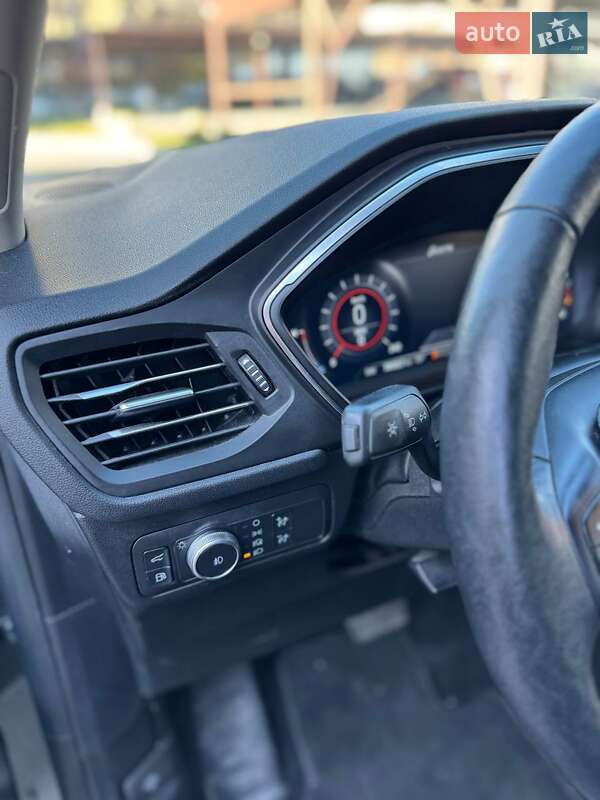 Позашляховик / Кросовер Ford Escape 2020 в Одесі