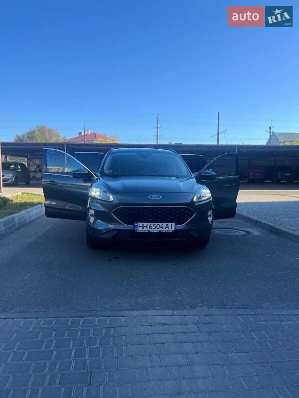 Позашляховик / Кросовер Ford Escape 2020 в Одесі