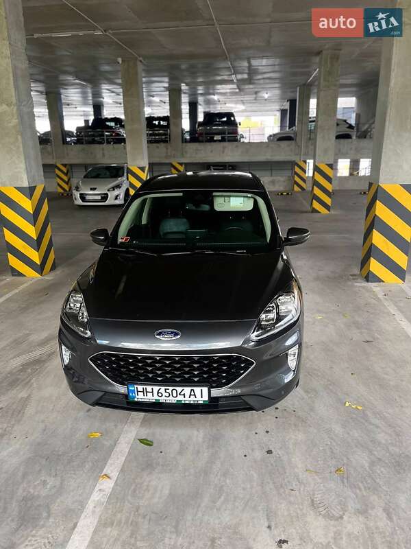 Позашляховик / Кросовер Ford Escape 2020 в Одесі