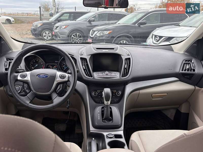 Внедорожник / Кроссовер Ford Escape 2015 в Львове