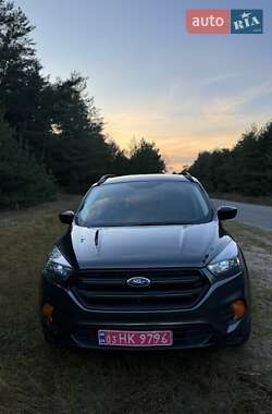 Внедорожник / Кроссовер Ford Escape 2017 в Кременчуге