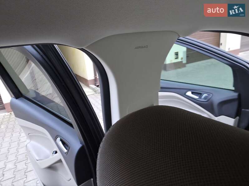 Позашляховик / Кросовер Ford Escape 2016 в Хмельницькому фото 41 Позашляховик / Кросовер Ford Escape 2016 в Хмельницькому