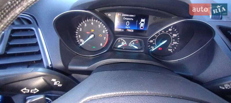 Внедорожник / Кроссовер Ford Escape 2016 в Полтаве