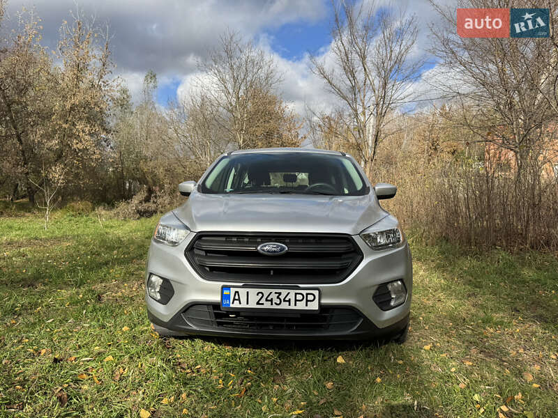 Внедорожник / Кроссовер Ford Escape 2017 в Белой Церкви