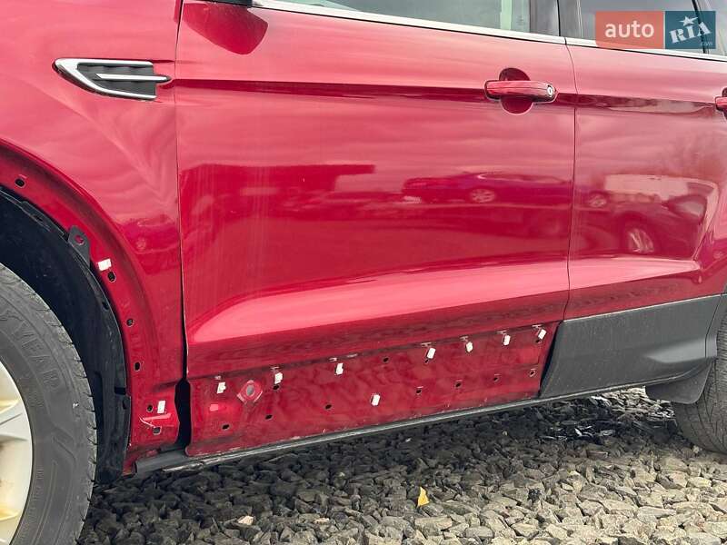 Позашляховик / Кросовер Ford Escape 2018 в Луцьку