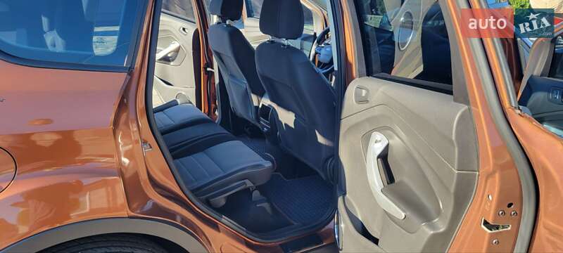 Внедорожник / Кроссовер Ford Escape 2016 в Гайвороне фото 20 Внедорожник / Кроссовер Ford Escape 2016 в Гайвороне