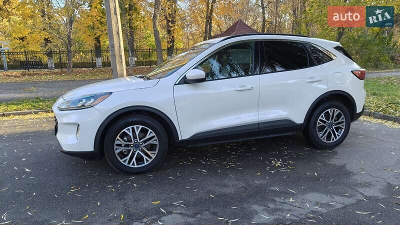 Внедорожник / Кроссовер Ford Escape 2020 в Киеве фото 8 Внедорожник / Кроссовер Ford Escape 2020 в Киеве