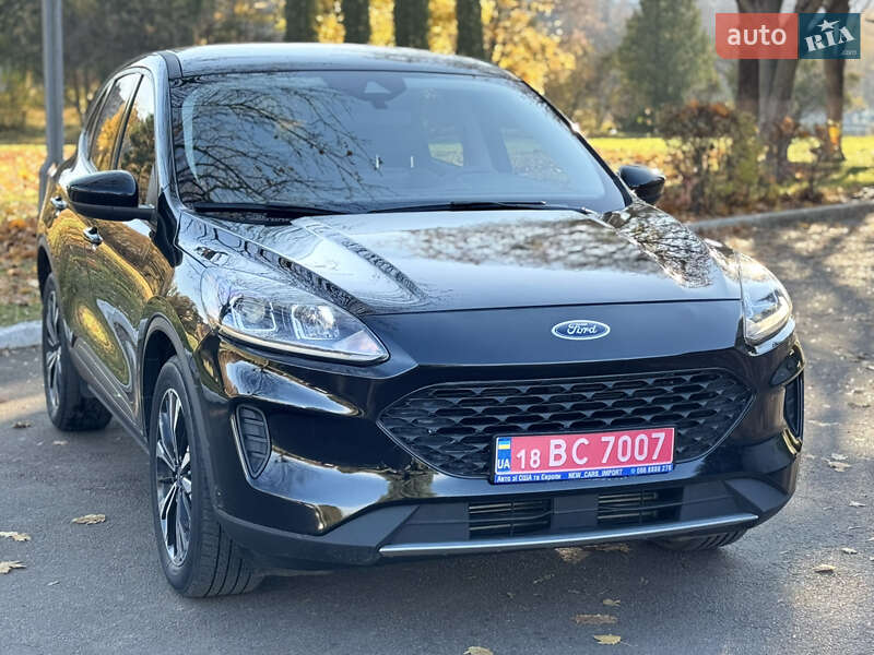 Внедорожник / Кроссовер Ford Escape 2021 в Ровно