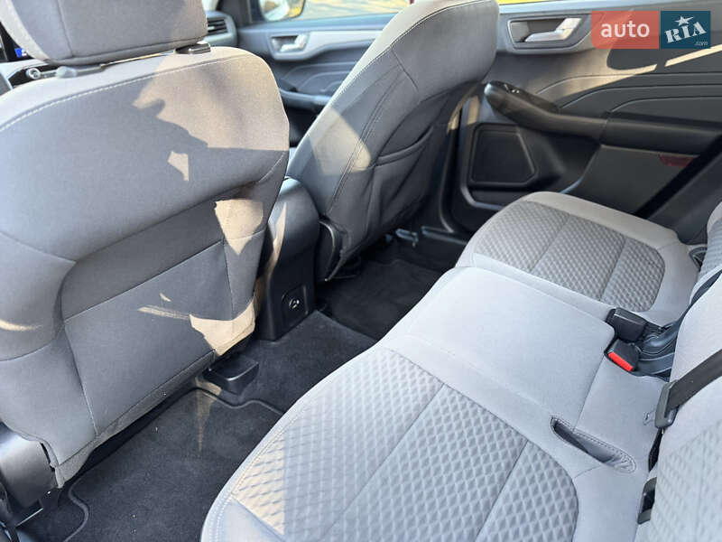 Внедорожник / Кроссовер Ford Escape 2021 в Ровно