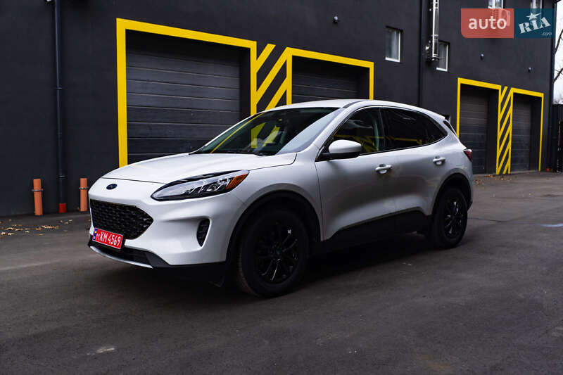 Позашляховик / Кросовер Ford Escape 2021 в Києві фото 9 Позашляховик / Кросовер Ford Escape 2021 в Києві