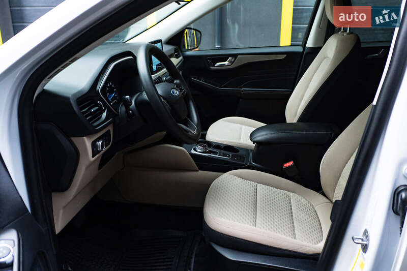 Позашляховик / Кросовер Ford Escape 2021 в Києві фото 11 Позашляховик / Кросовер Ford Escape 2021 в Києві