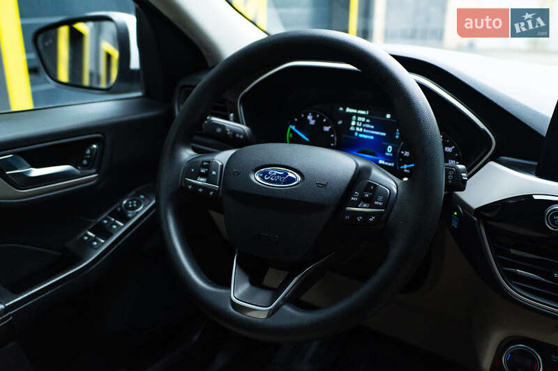 Позашляховик / Кросовер Ford Escape 2021 в Києві фото 16 Позашляховик / Кросовер Ford Escape 2021 в Києві