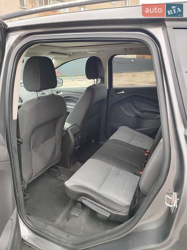 Внедорожник / Кроссовер Ford Escape 2013 в Калиновке