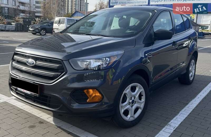 Внедорожник / Кроссовер Ford Escape 2018 в Киеве