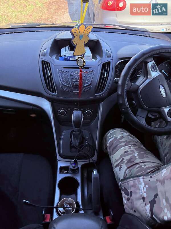 Внедорожник / Кроссовер Ford Escape 2015 в Киеве фото 2 Внедорожник / Кроссовер Ford Escape 2015 в Киеве