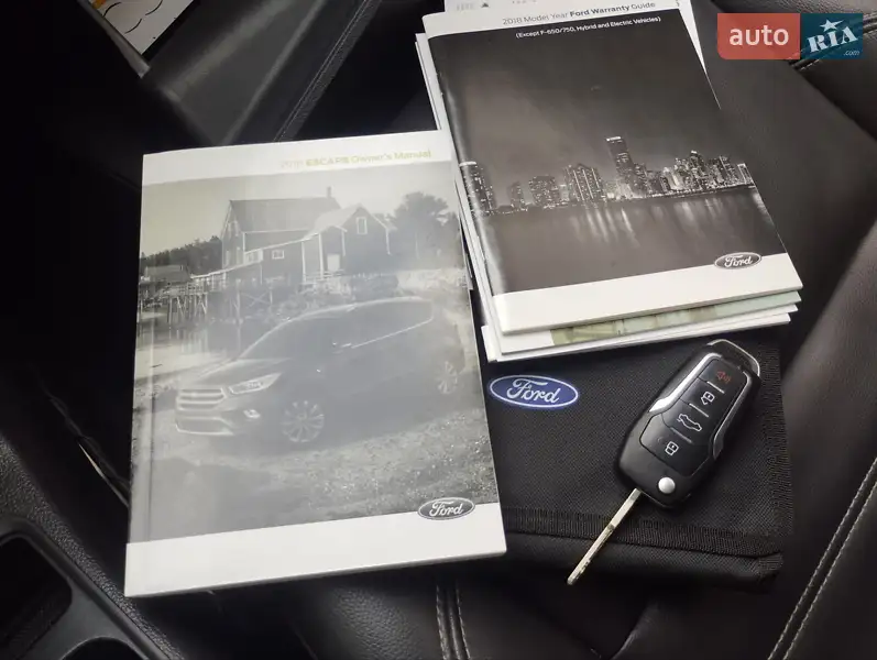 Внедорожник / Кроссовер Ford Escape 2018 в Киеве документ