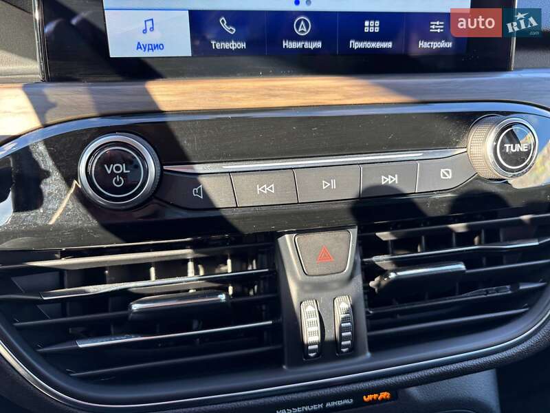 Позашляховик / Кросовер Ford Escape 2020 в Києві