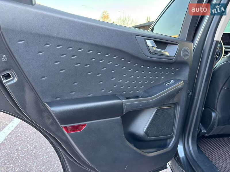 Внедорожник / Кроссовер Ford Escape 2020 в Львове фото 27 Внедорожник / Кроссовер Ford Escape 2020 в Львове