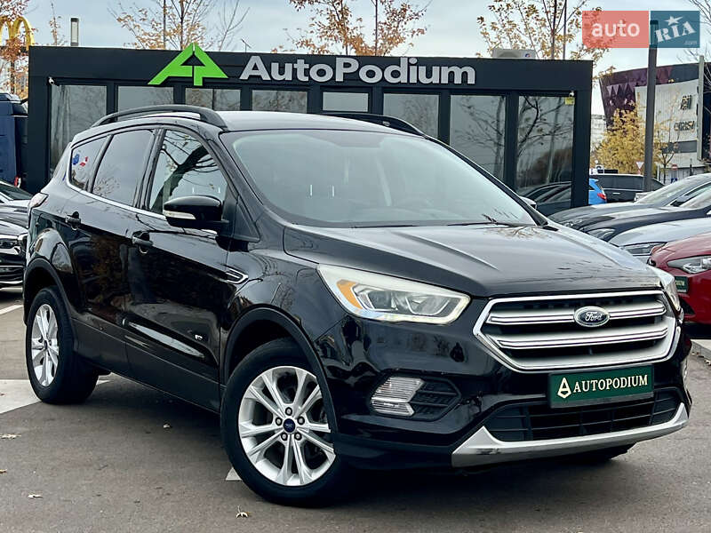 Внедорожник / Кроссовер Ford Escape 2016 в Киеве