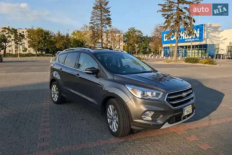 Внедорожник / Кроссовер Ford Escape 2018 в Тернополе