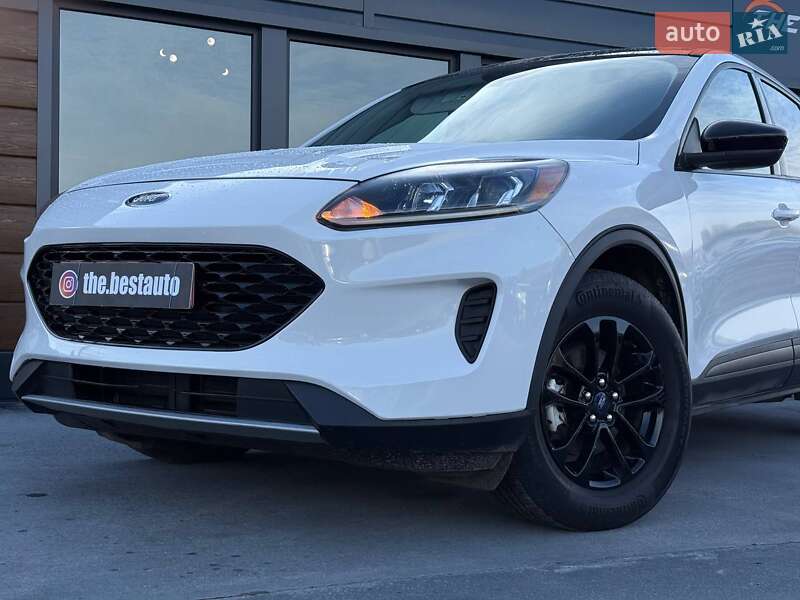 Внедорожник / Кроссовер Ford Escape 2020 в Ровно фото 3 Внедорожник / Кроссовер Ford Escape 2020 в Ровно