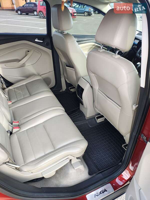 Внедорожник / Кроссовер Ford Escape 2014 в Кривом Роге