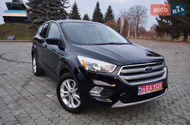 Позашляховик / Кросовер Ford Escape 2017 в Дубні