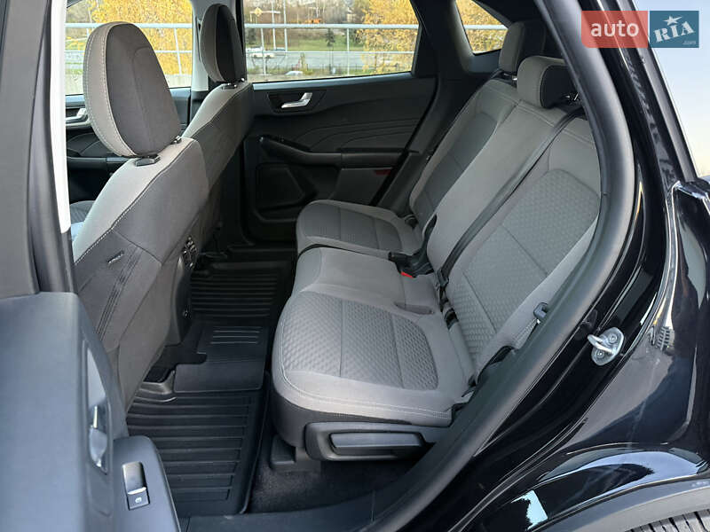 Позашляховик / Кросовер Ford Escape 2021 в Києві фото 40 Позашляховик / Кросовер Ford Escape 2021 в Києві