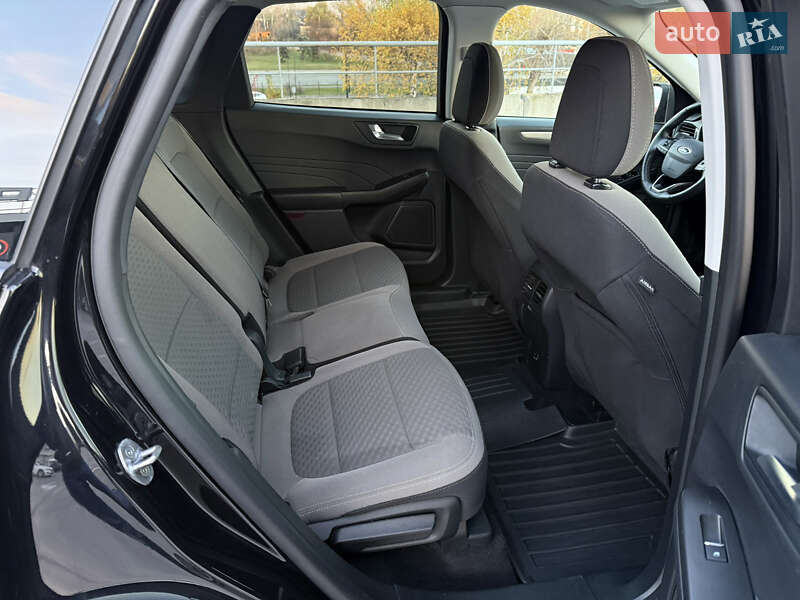 Позашляховик / Кросовер Ford Escape 2021 в Києві фото 45 Позашляховик / Кросовер Ford Escape 2021 в Києві