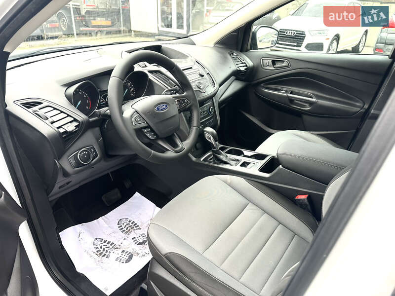 Внедорожник / Кроссовер Ford Escape 2017 в Львове фото 9 Внедорожник / Кроссовер Ford Escape 2017 в Львове