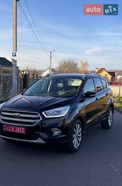 Внедорожник / Кроссовер Ford Escape 2017 в Львове