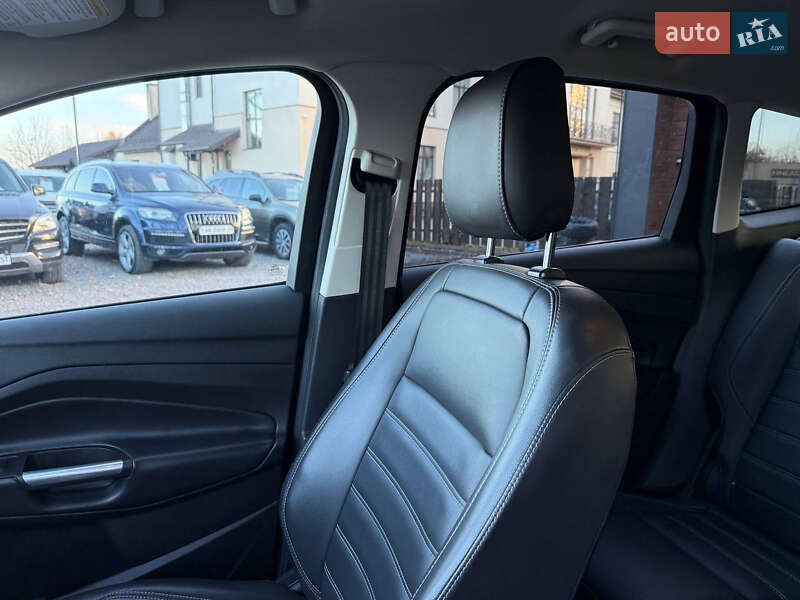 Позашляховик / Кросовер Ford Escape 2018 в Стрию фото 44 Позашляховик / Кросовер Ford Escape 2018 в Стрию