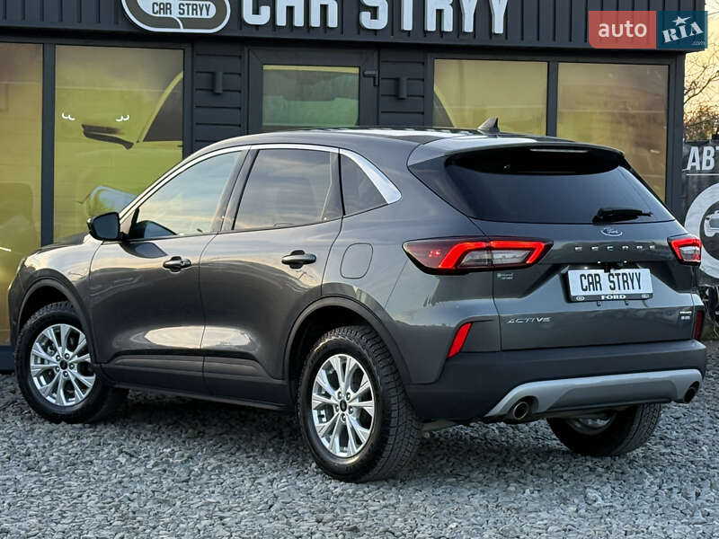 Внедорожник / Кроссовер Ford Escape 2023 в Стрые