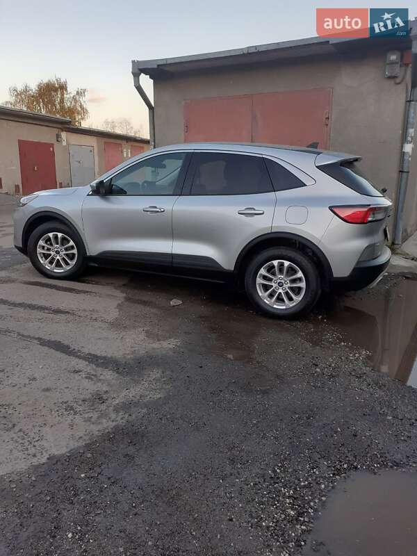 Позашляховик / Кросовер Ford Escape 2020 в Тернополі фото 5 Позашляховик / Кросовер Ford Escape 2020 в Тернополі