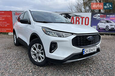 Внедорожник / Кроссовер Ford Escape 2023 в Черкассах