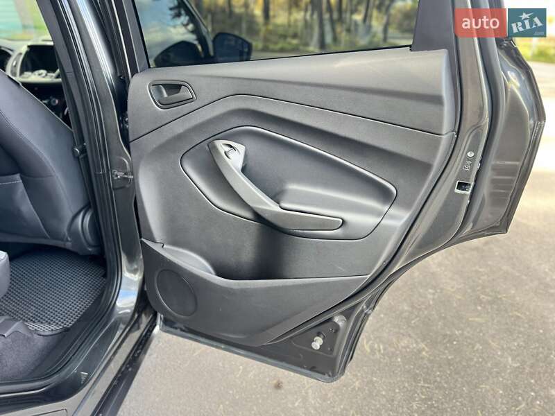 Позашляховик / Кросовер Ford Escape 2019 в Вінниці