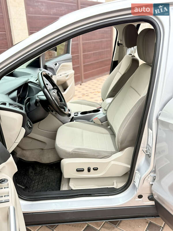 Позашляховик / Кросовер Ford Escape 2014 в Одесі фото 47 Позашляховик / Кросовер Ford Escape 2014 в Одесі