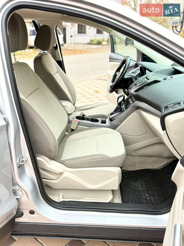 Позашляховик / Кросовер Ford Escape 2014 в Одесі фото 53 Позашляховик / Кросовер Ford Escape 2014 в Одесі