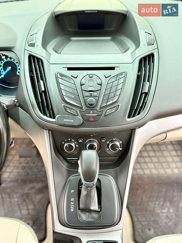 Позашляховик / Кросовер Ford Escape 2014 в Одесі фото 61 Позашляховик / Кросовер Ford Escape 2014 в Одесі