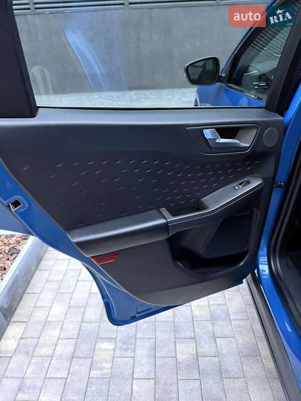 Позашляховик / Кросовер Ford Escape 2019 в Одесі