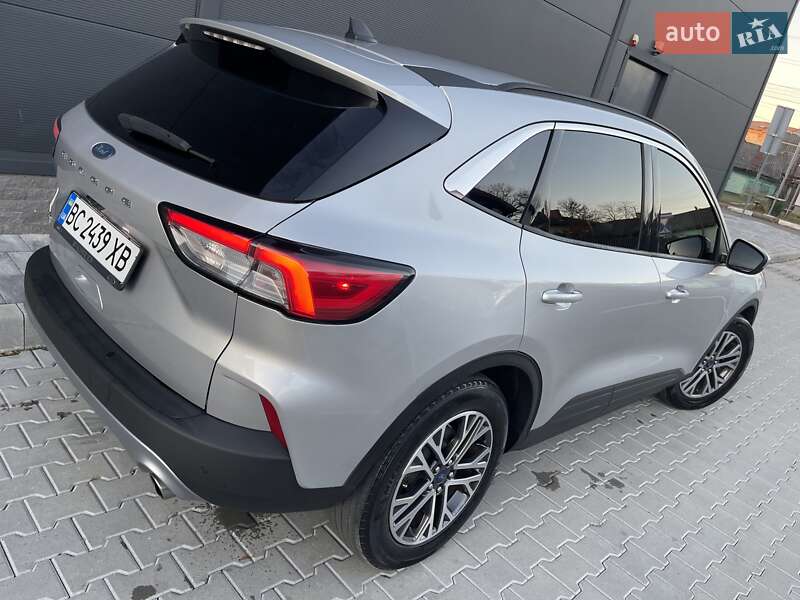 Внедорожник / Кроссовер Ford Escape 2020 в Стрые