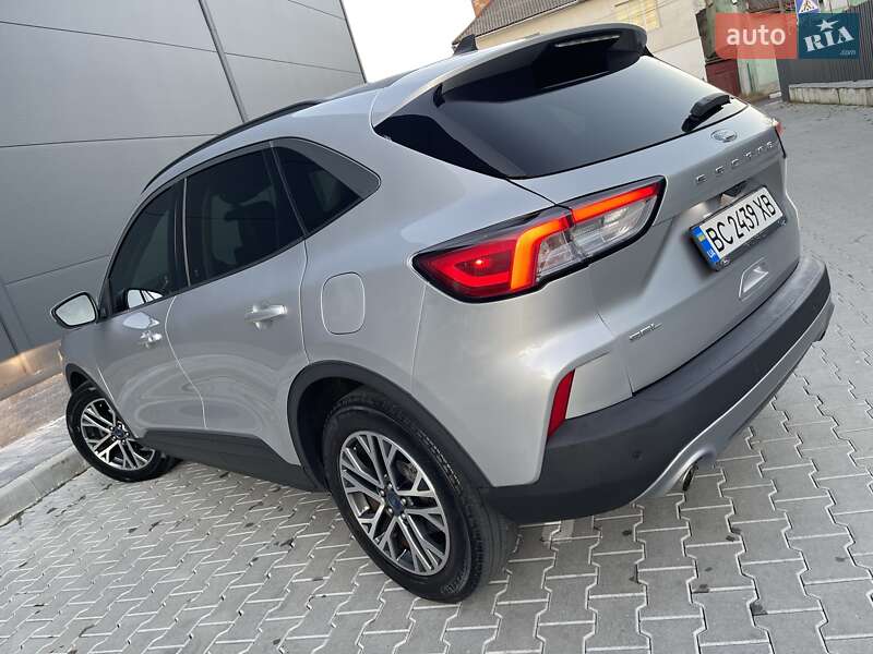 Внедорожник / Кроссовер Ford Escape 2020 в Стрые