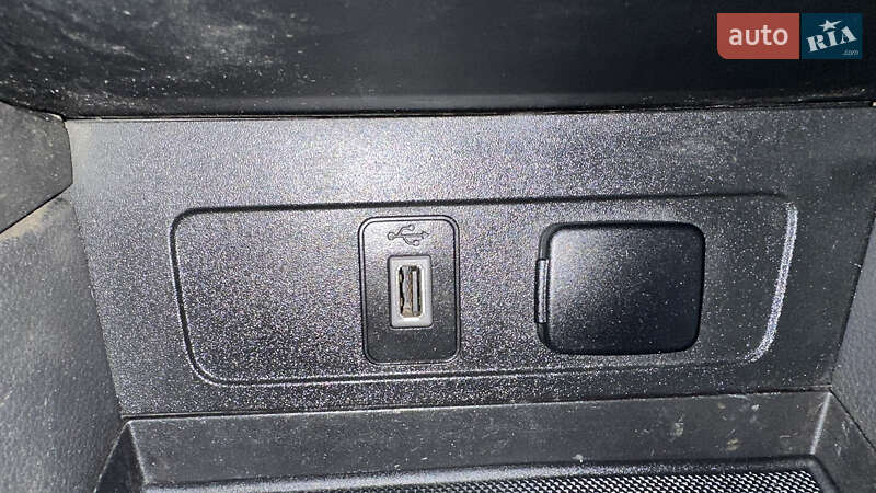 Позашляховик / Кросовер Ford Escape 2018 в Дубні