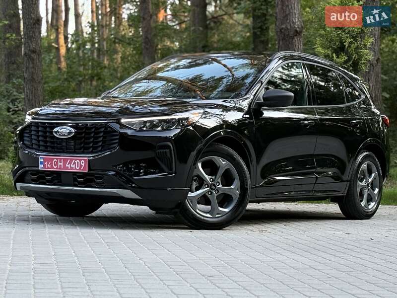 Позашляховик / Кросовер Ford Escape 2023 в Львові