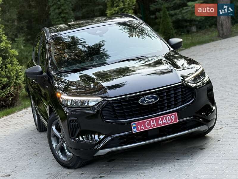Позашляховик / Кросовер Ford Escape 2023 в Львові