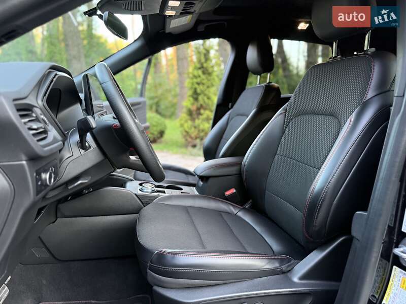 Позашляховик / Кросовер Ford Escape 2023 в Львові