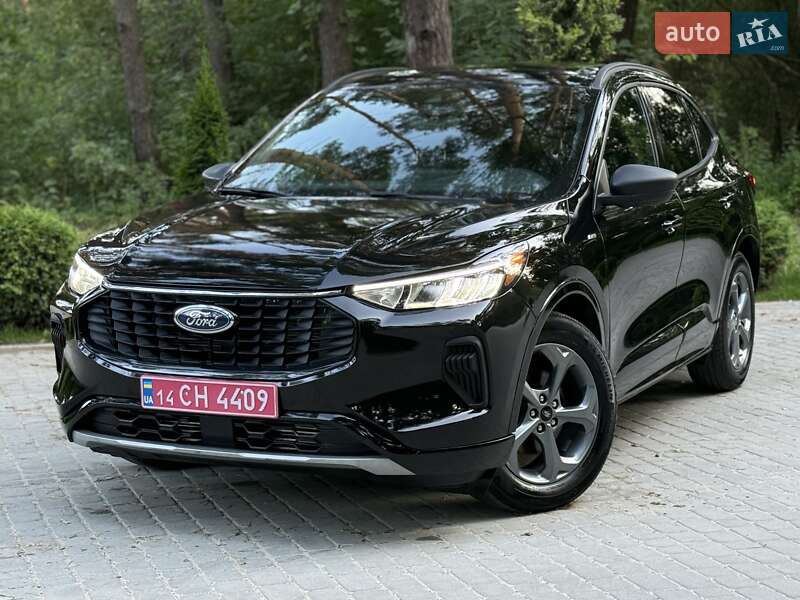 Позашляховик / Кросовер Ford Escape 2023 в Львові