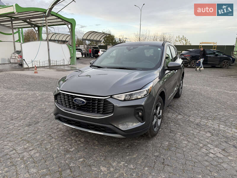 Позашляховик / Кросовер Ford Escape 2023 в Золочеві