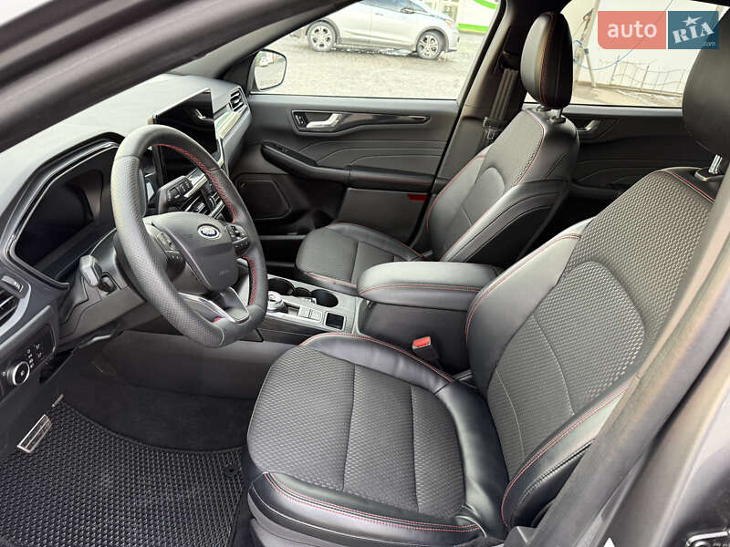 Позашляховик / Кросовер Ford Escape 2023 в Золочеві